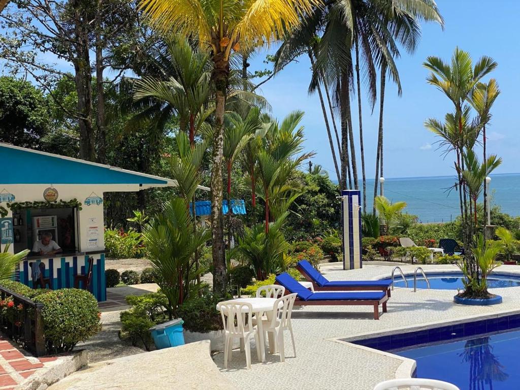 hotel en ladrilleros- pacifico colombiano
