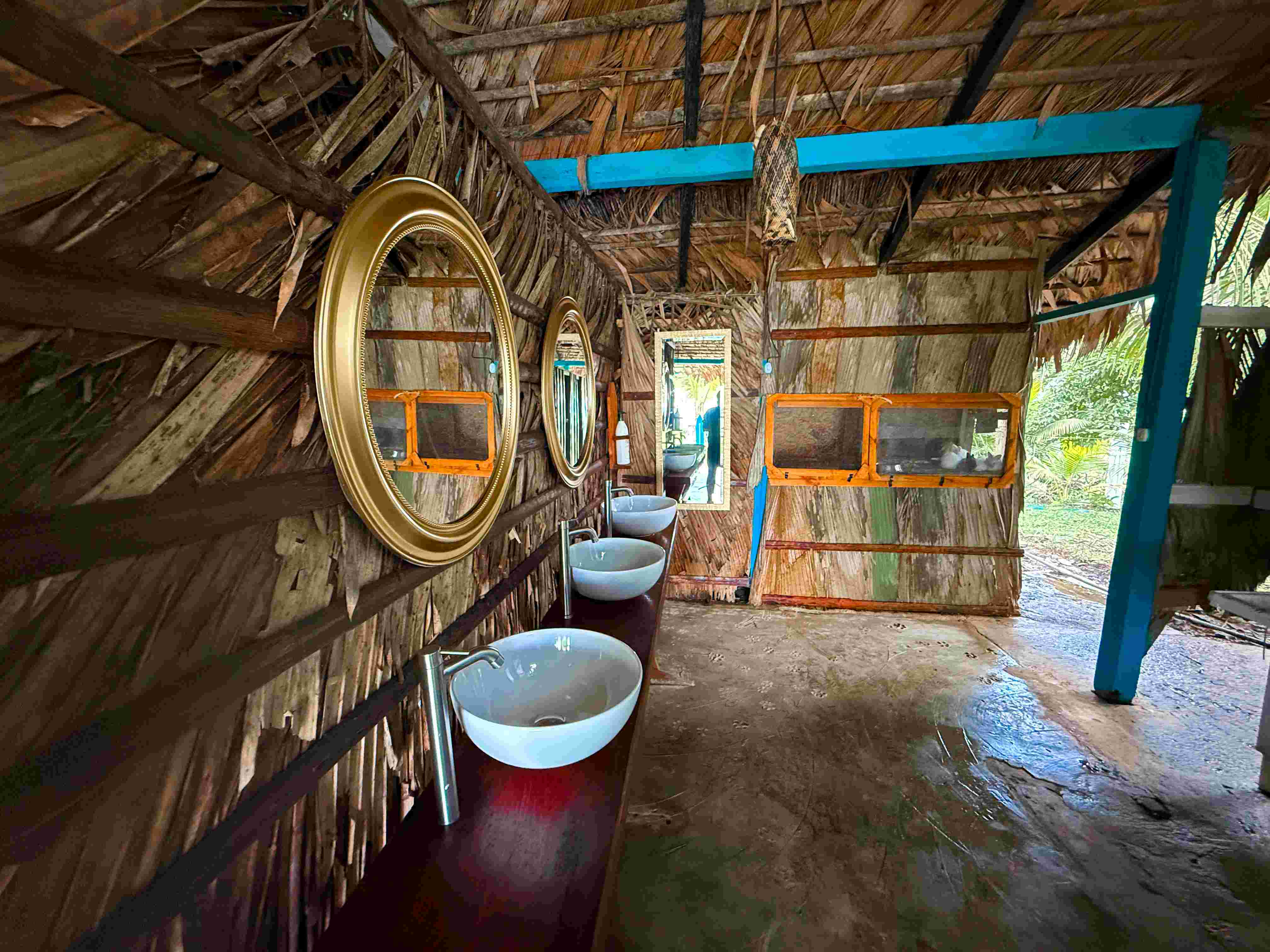 Casa azul- hostel pacifico